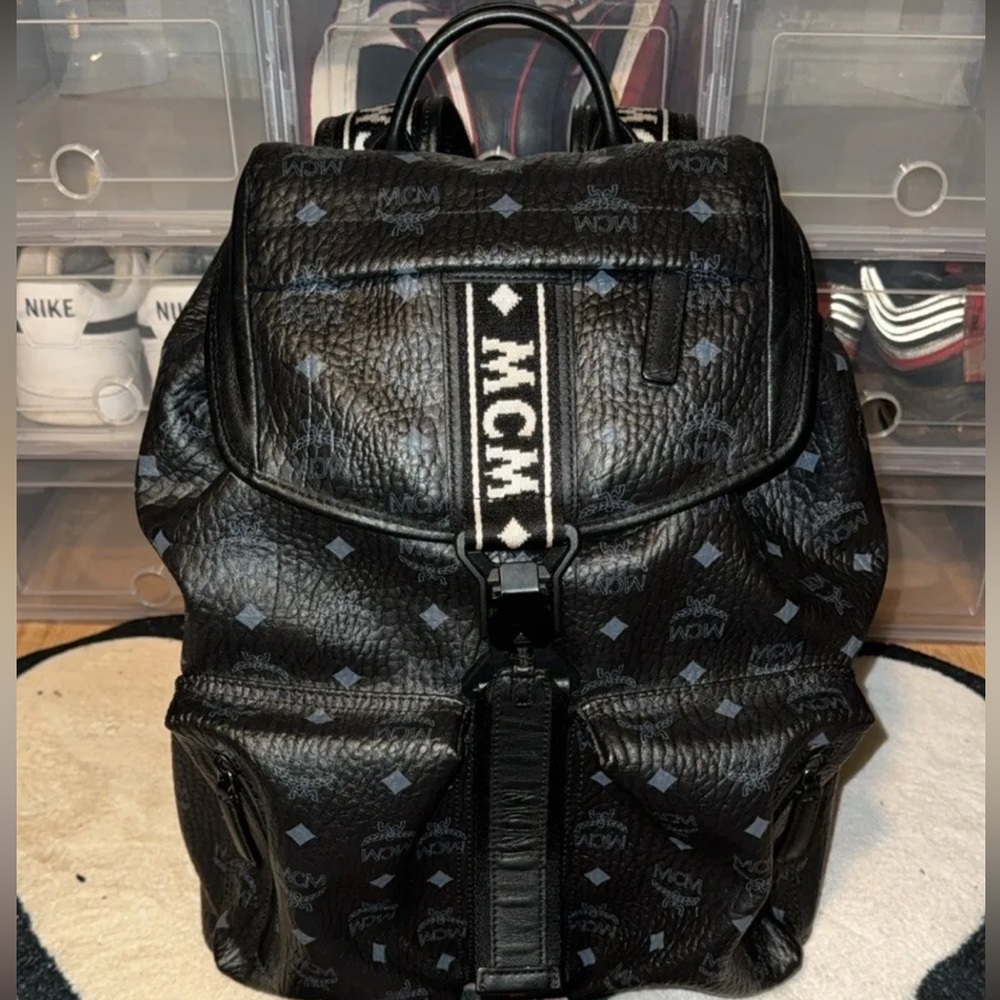 MCM Raymonde backpack black AUTHENTIC